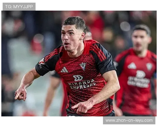 斯特拉斯堡憾平巴黎圣日耳曼，帕尼切利表现闪耀虽败犹荣